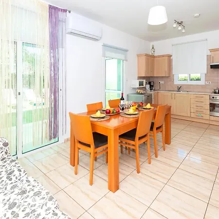 Villa Natalie Protaras