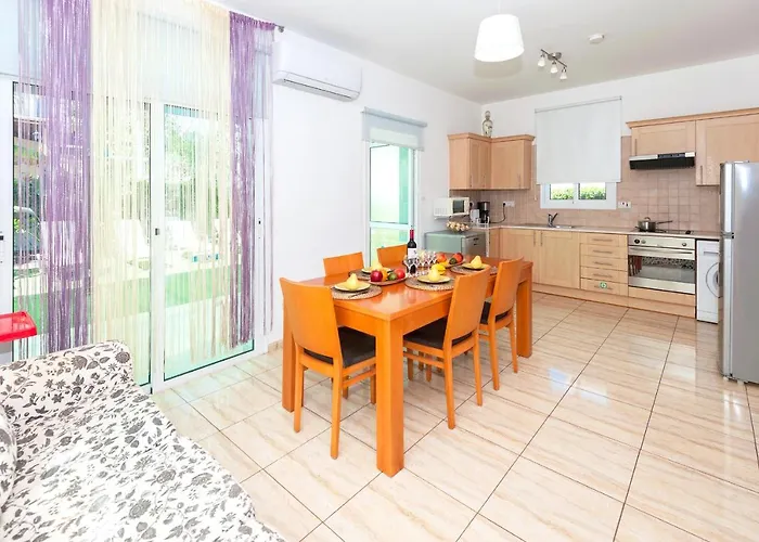 וילה Natalie פרוטאראס